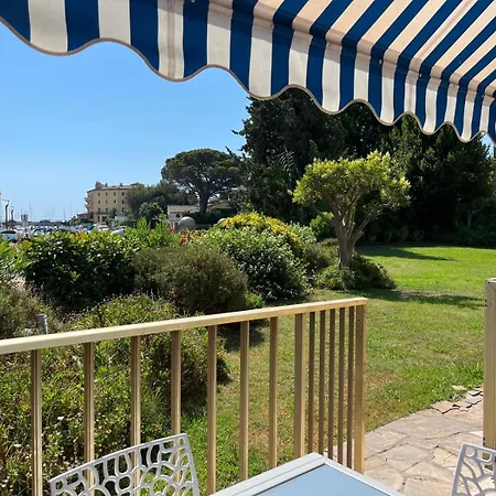3 Pieces Avec Piscine , A 5 Mn A Pied De La Plage Daire Mandelieu